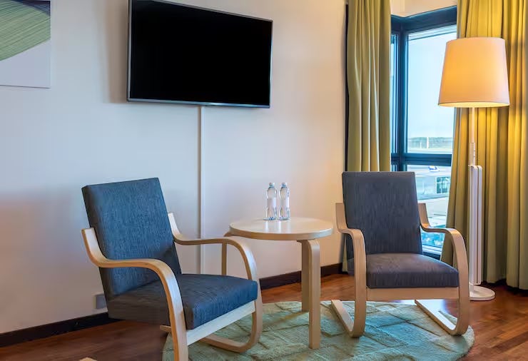 KING EXECUTIVE ROOM PLUS