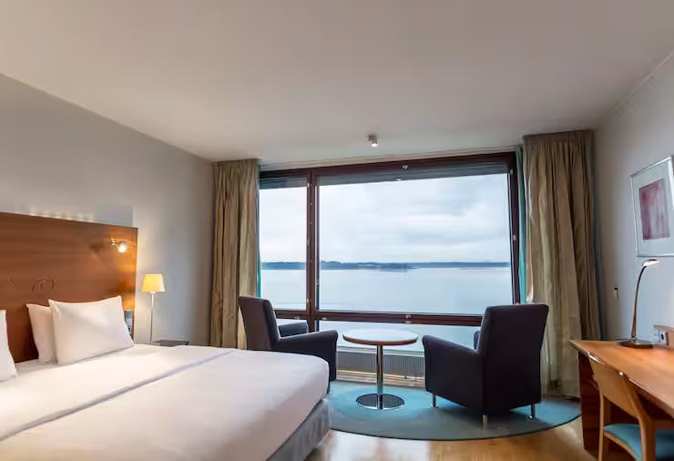 KING DELUXE ROOM WITH VIEW