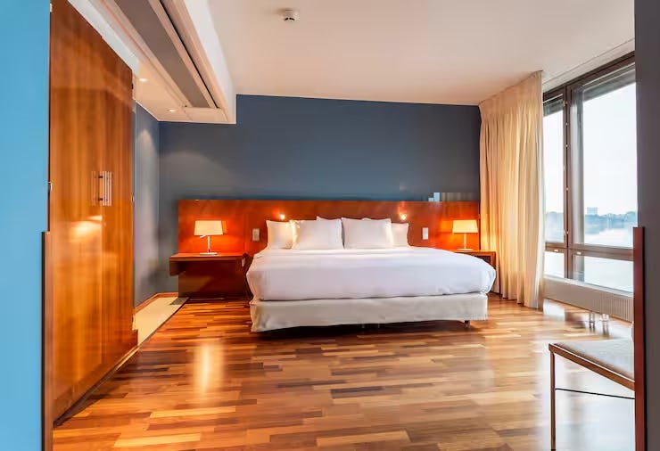 KING SUITE WITH VIEW