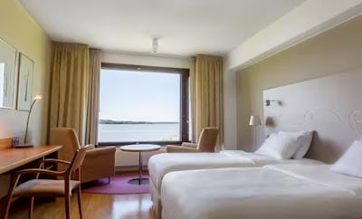 TWIN DELUXE ROOM WITH VIEW