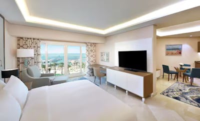 King Family Junior Suite with Sea View