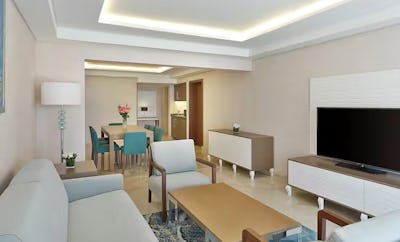 King Infinity Suite with Sea View