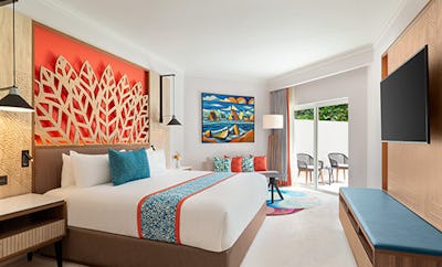 DELUXE GARDEN VIEW KING OR QUEEN