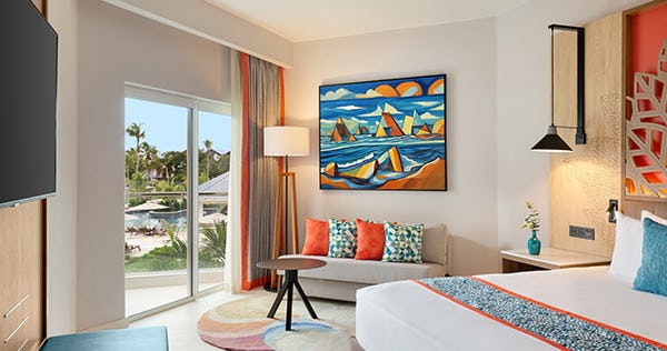 ENCLAVE PARTIAL OCEAN VIEW KING OR QUEEN