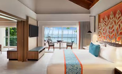 ENCLAVE SUITE OCEAN FRONT