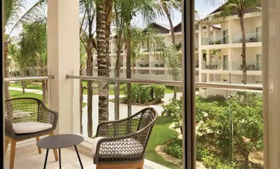 PREMIUM GARDEN VIEW - 2 DOUBLE BEDS