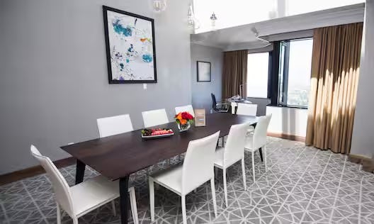 1 King Bed Diplomat Suite