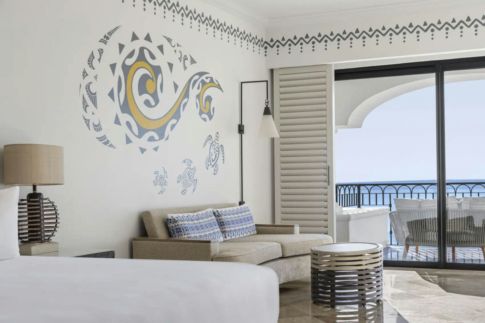 hilton-los-cabos-beach-and-golf-resort-altamar-junior-suite-ocean-view-balcony_13214