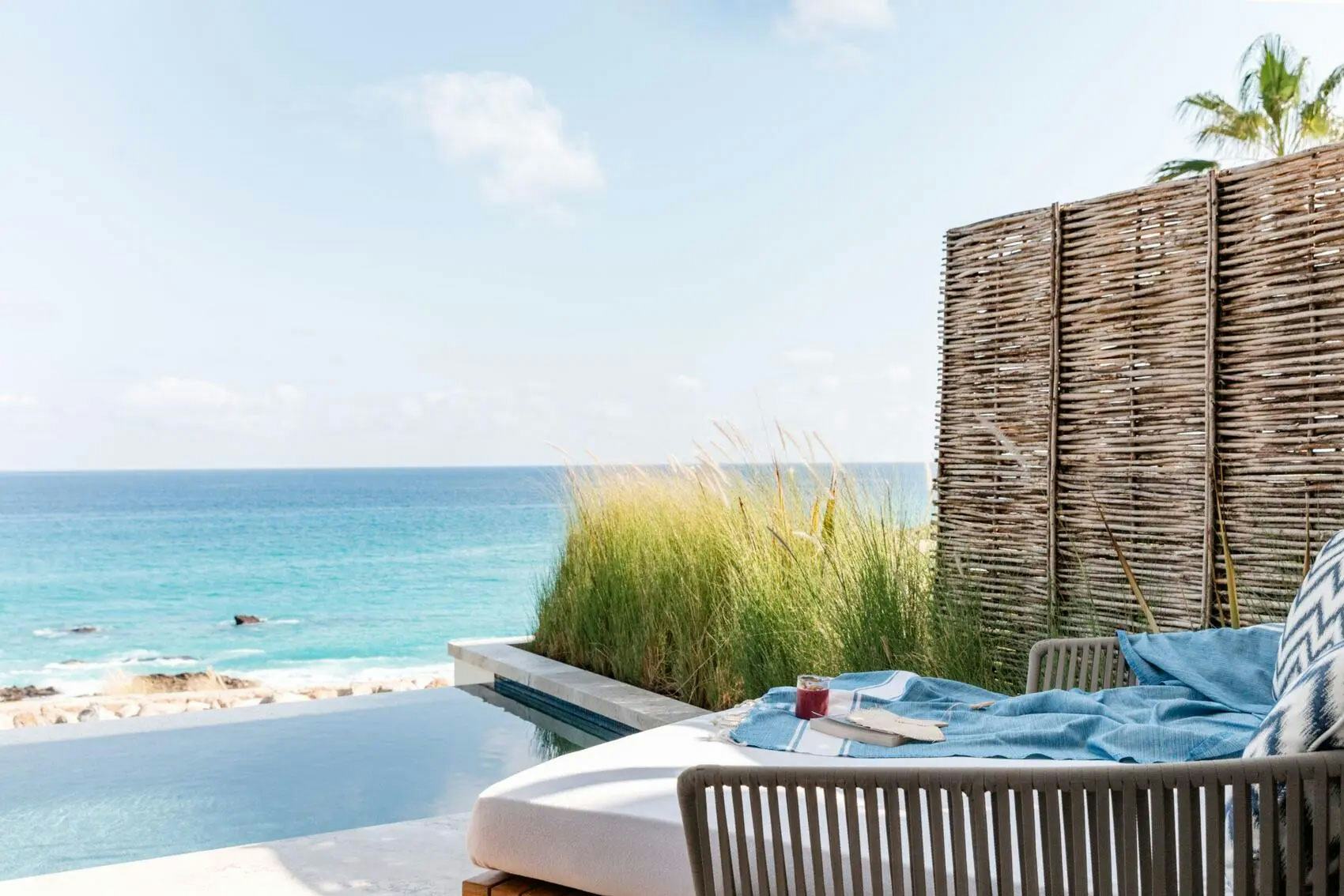 hilton-los-cabos-beach-and-golf-resort-altamar-plunge-pool-suite-oceanfront_13214