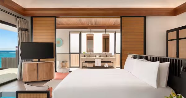 hilton-maldives-amingiri-resort-and-spa-one-bedroom-overwater-pool-villa-01_11642