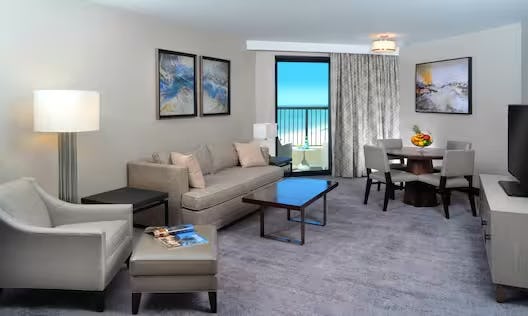 Premier Preferred 1 Kng 2rm Ste Prtl Ocean Vw