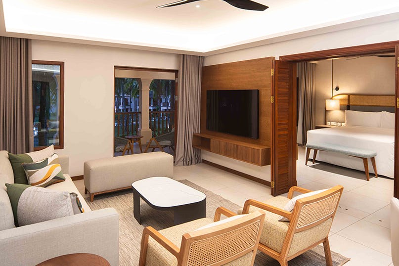 DELUXE FAMILY SUITES