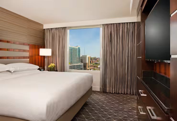 1 King Bed 1 Bedroom Suite