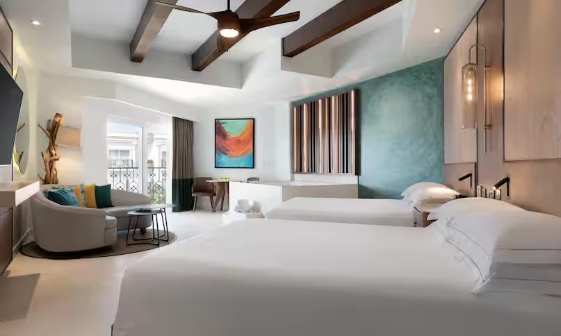 Junior Suite - 2 Queen Beds