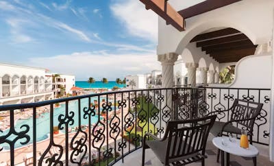 Junior Suite Ocean View - 2 Queen Beds