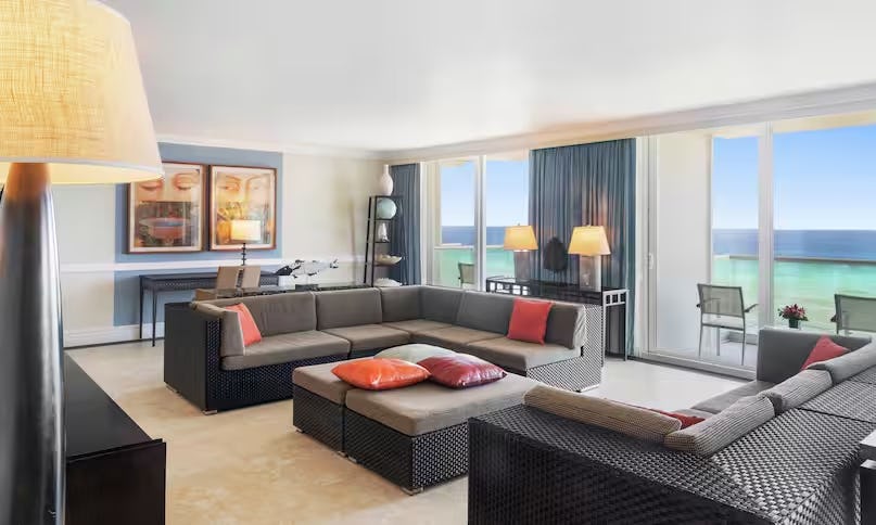 Oceanfront Prime Minister Suite