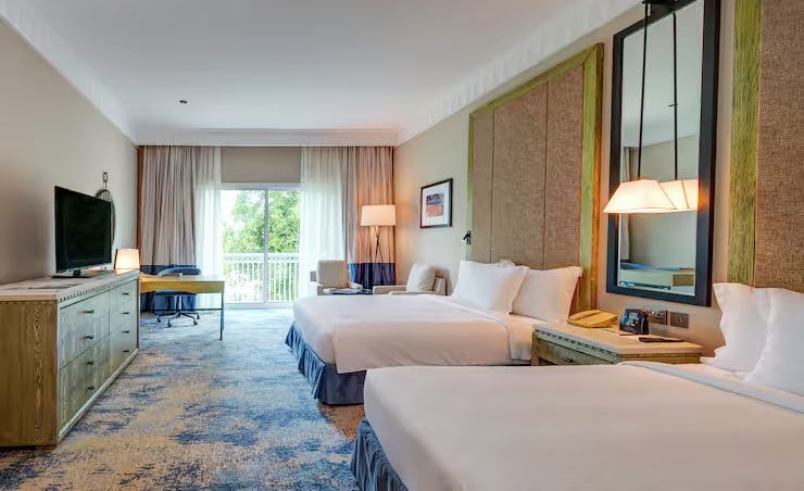 hilton-salalah-resort-oman-2-queen-beds-family-room_4782