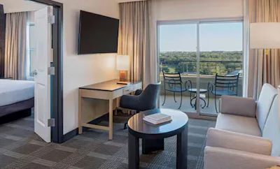 1 KING 1 BEDROOM SUITE WITH BALCONY