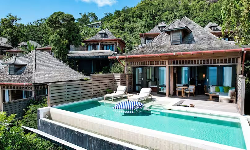 Signature Grand Ocean Pool Villa