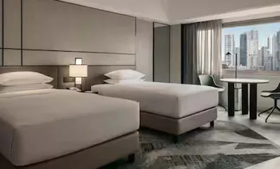 TWIN DELUXE ROOM