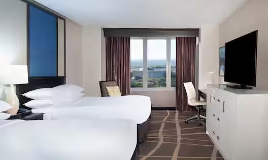 2 Double Beds High Floor