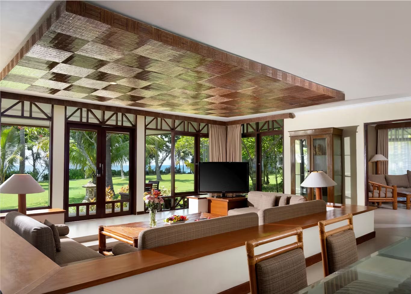 holiday-resort-lombok-beach-garden-suite-with-private-pool-03_13218