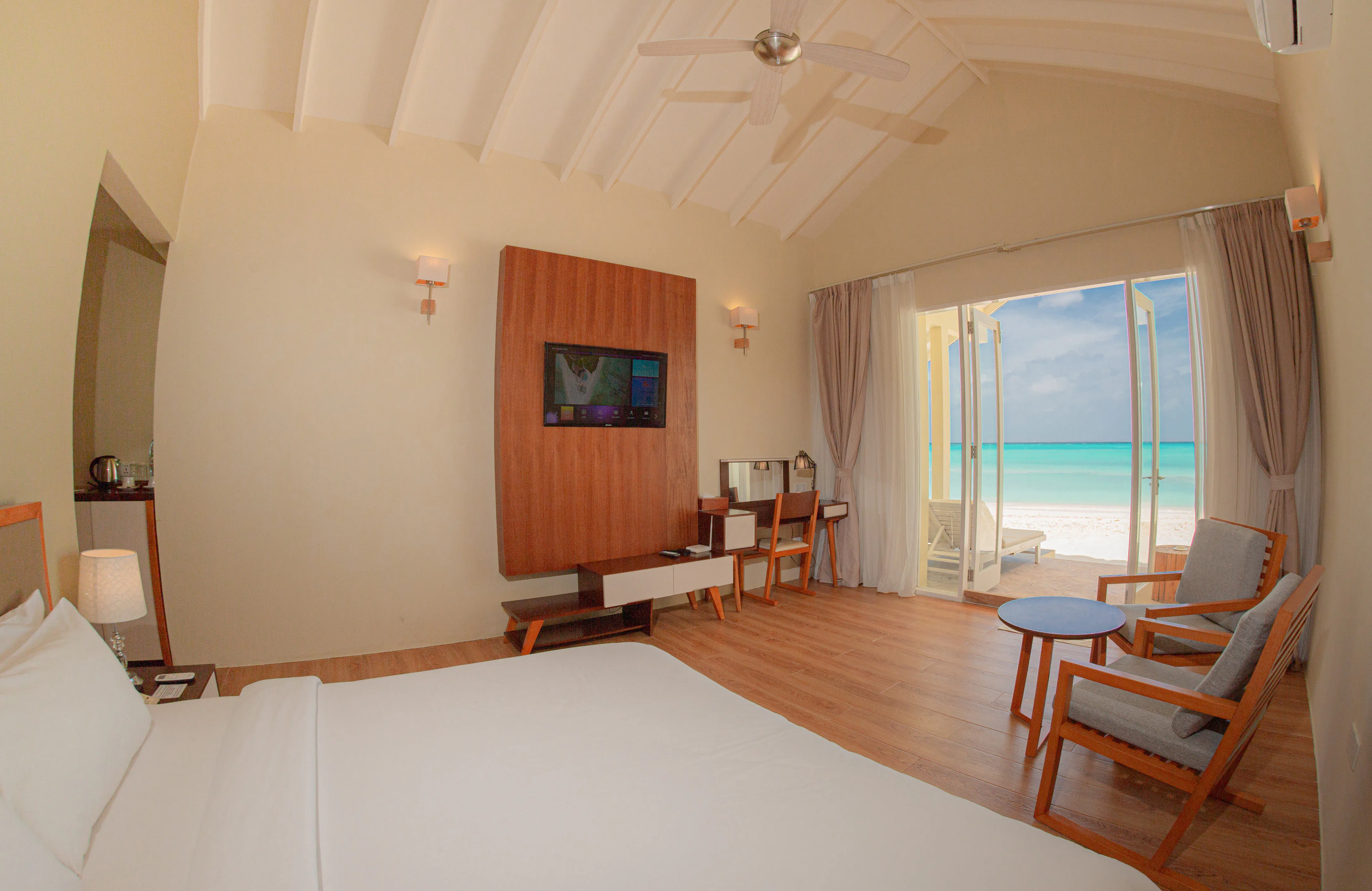 hondaafushi-island-resort-maldives-superior-beach-bungalows-01_13774