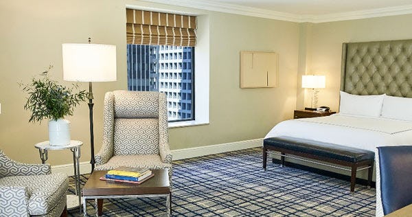 honeymoon-suite-the-adolphus-hotel_3981