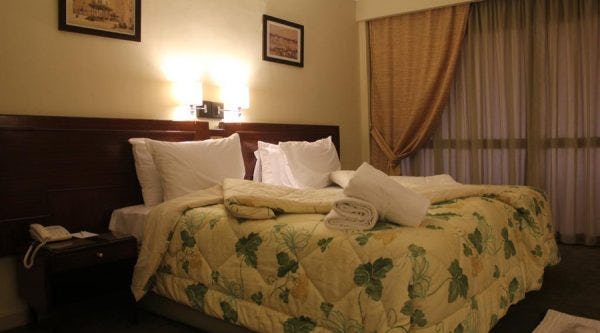 horizon-shahrazad-hotel-cairo-egypt-superior-double-room-nile-view-01_9962