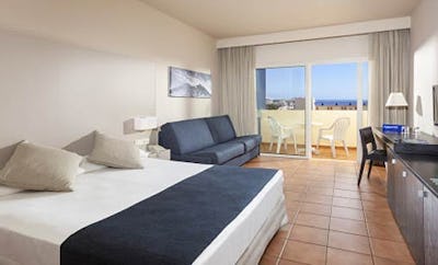 Superior Family Room With Pool View