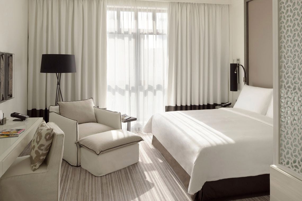 hotel-boulevard-autograph-collection-dubai-junior-suite-02_3132