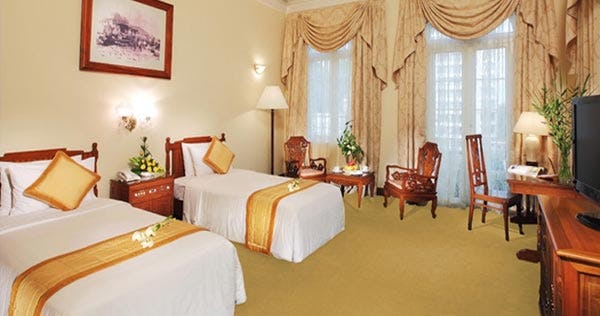 hotel-continental-saigon-deluxe-room_8945