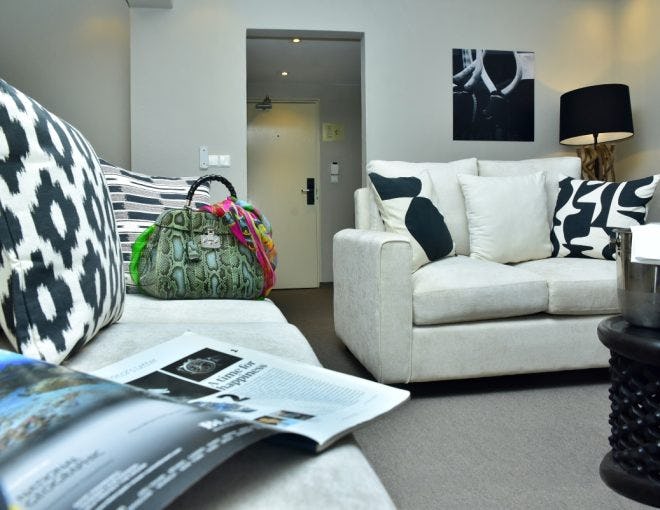 hotel-des-mille-collines-kigali-superior-suite_13311