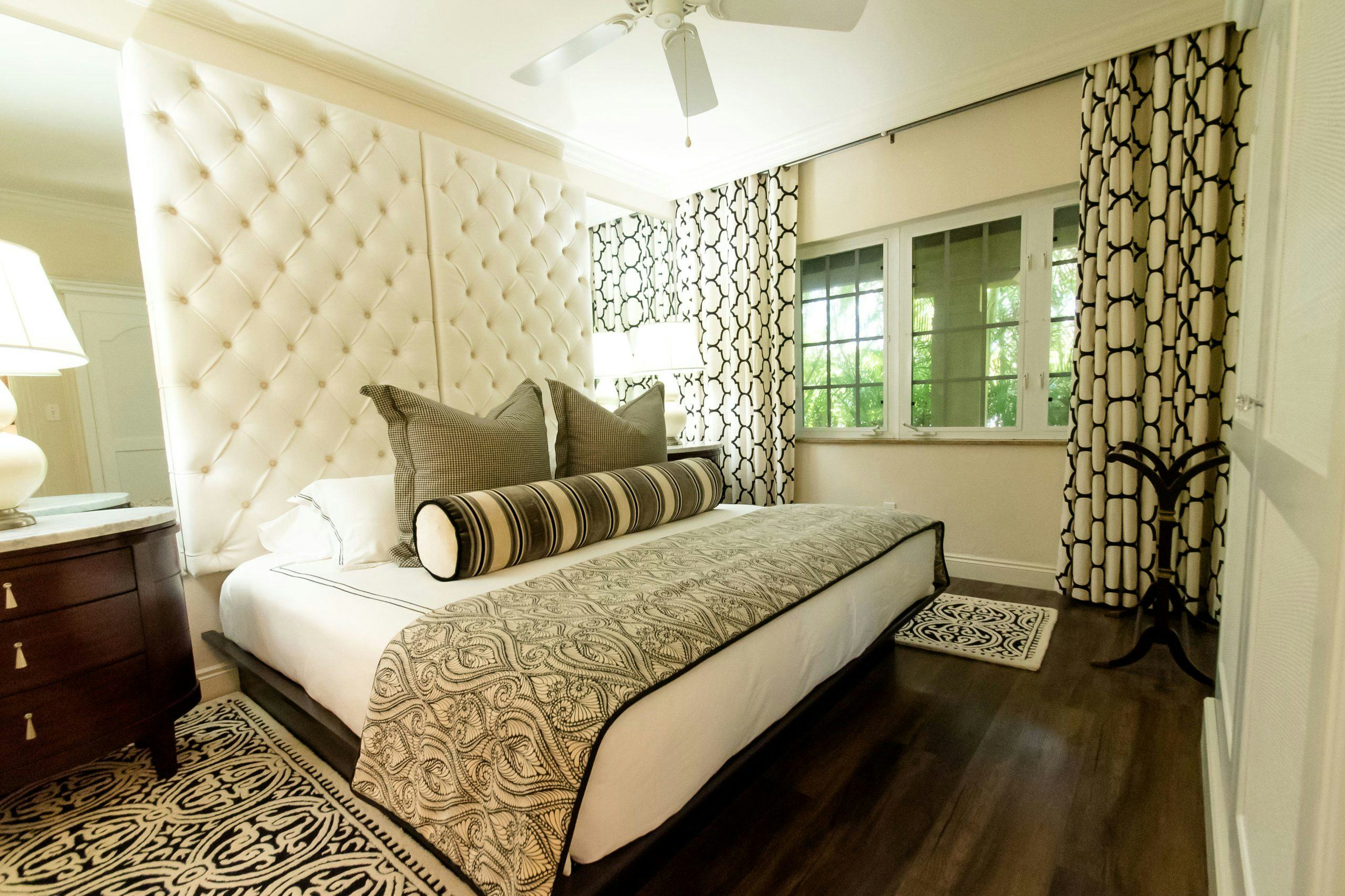 One bedroom bungalow suite