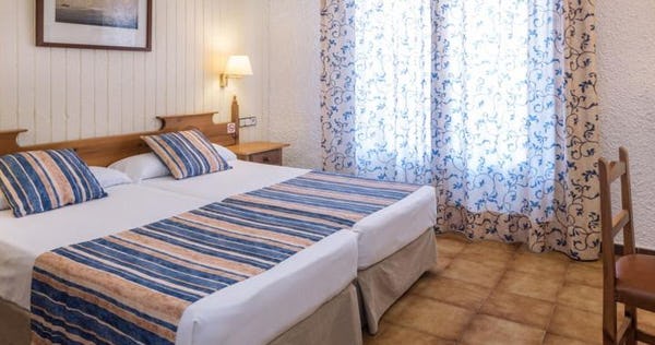 hotel-ght-neptuno-double-room-with-pool-view_11376