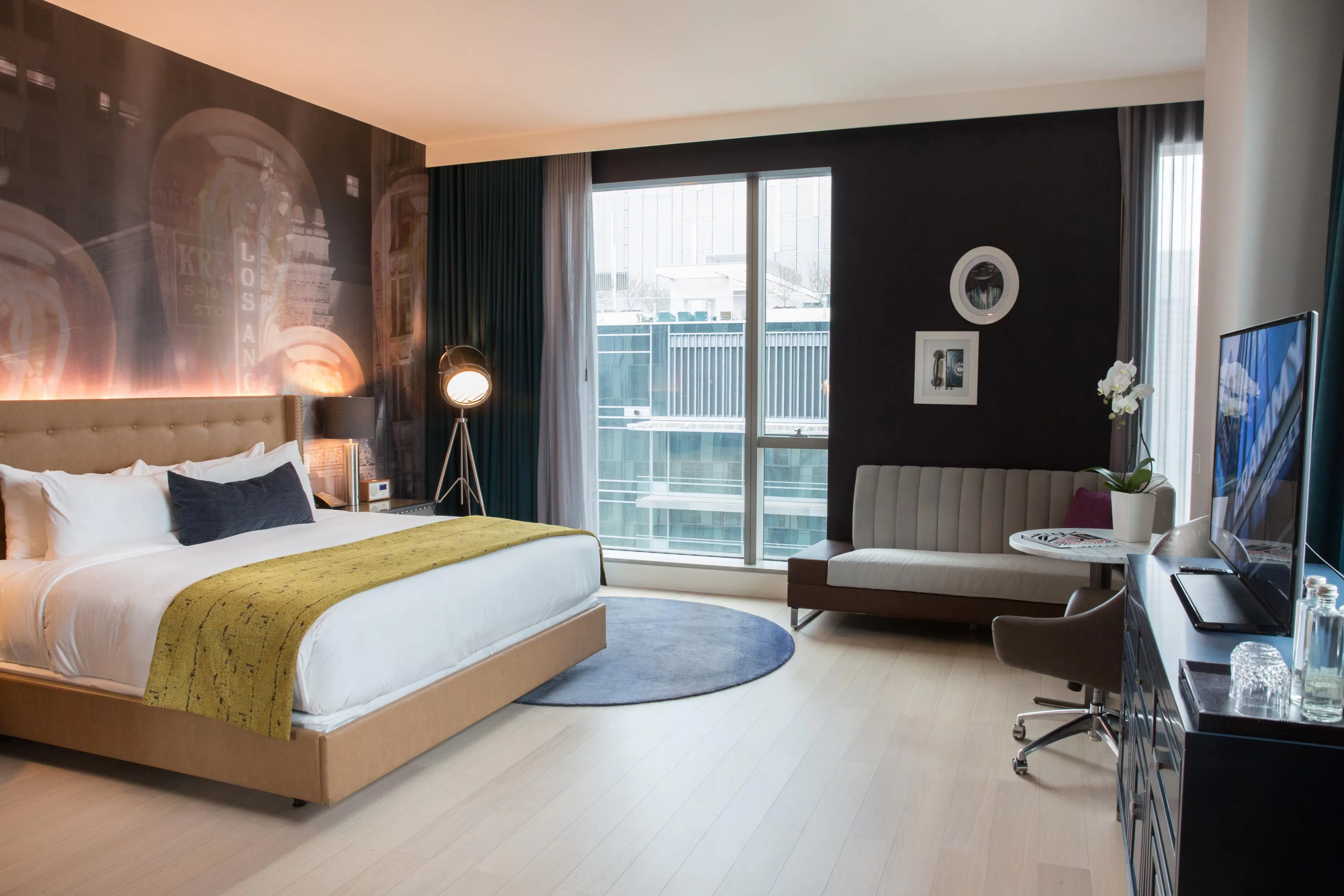 hotel-indigo-los-angeles-downtown-suite_10105