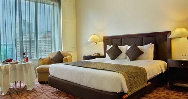 hotel-istana-kuala-lumpur-city-centre-club-room-01_760