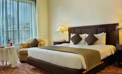 Club Rooms: