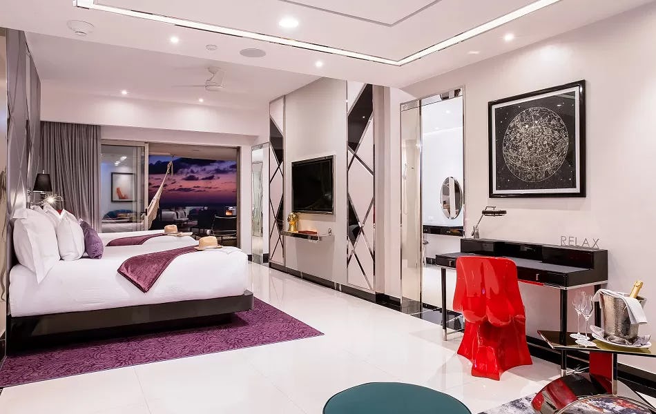 Two Suites South Connected