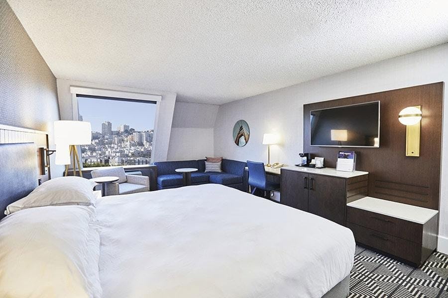 Deluxe Superior king bed