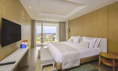 Beach bungalow suite