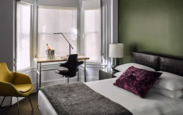 hotel-zeppelin-san-francisco-deluxe-queen-room_477