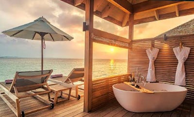 ROMANTIC OCEAN VILLAS