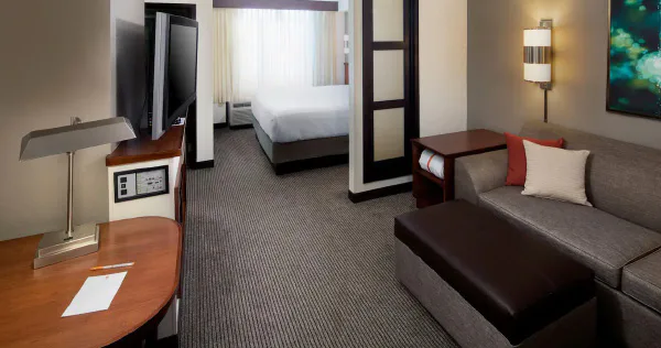 King Bed High Floor (with sofa bed)
