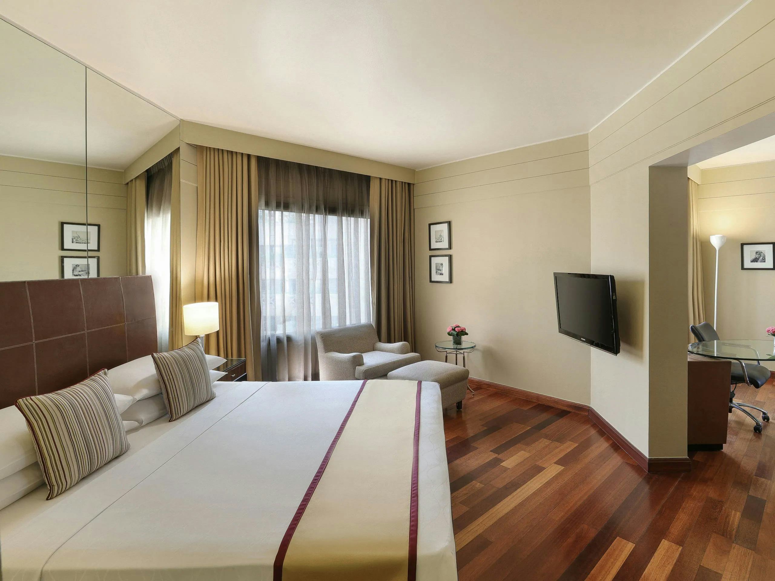 hyatt-regency-delhi-regency-suite-with-terrace_1303