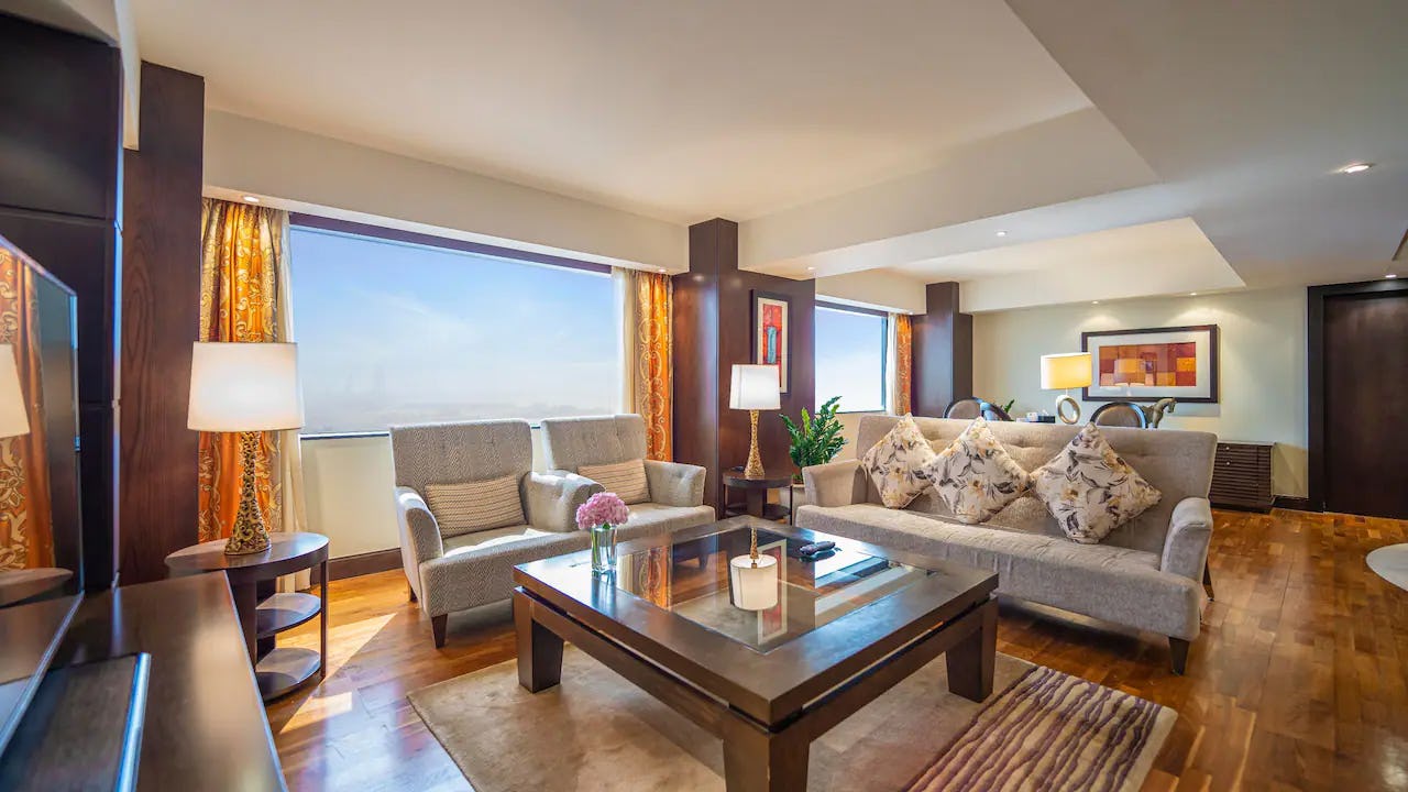 hyatt-regency-dubai-regency-executive-suite_5324