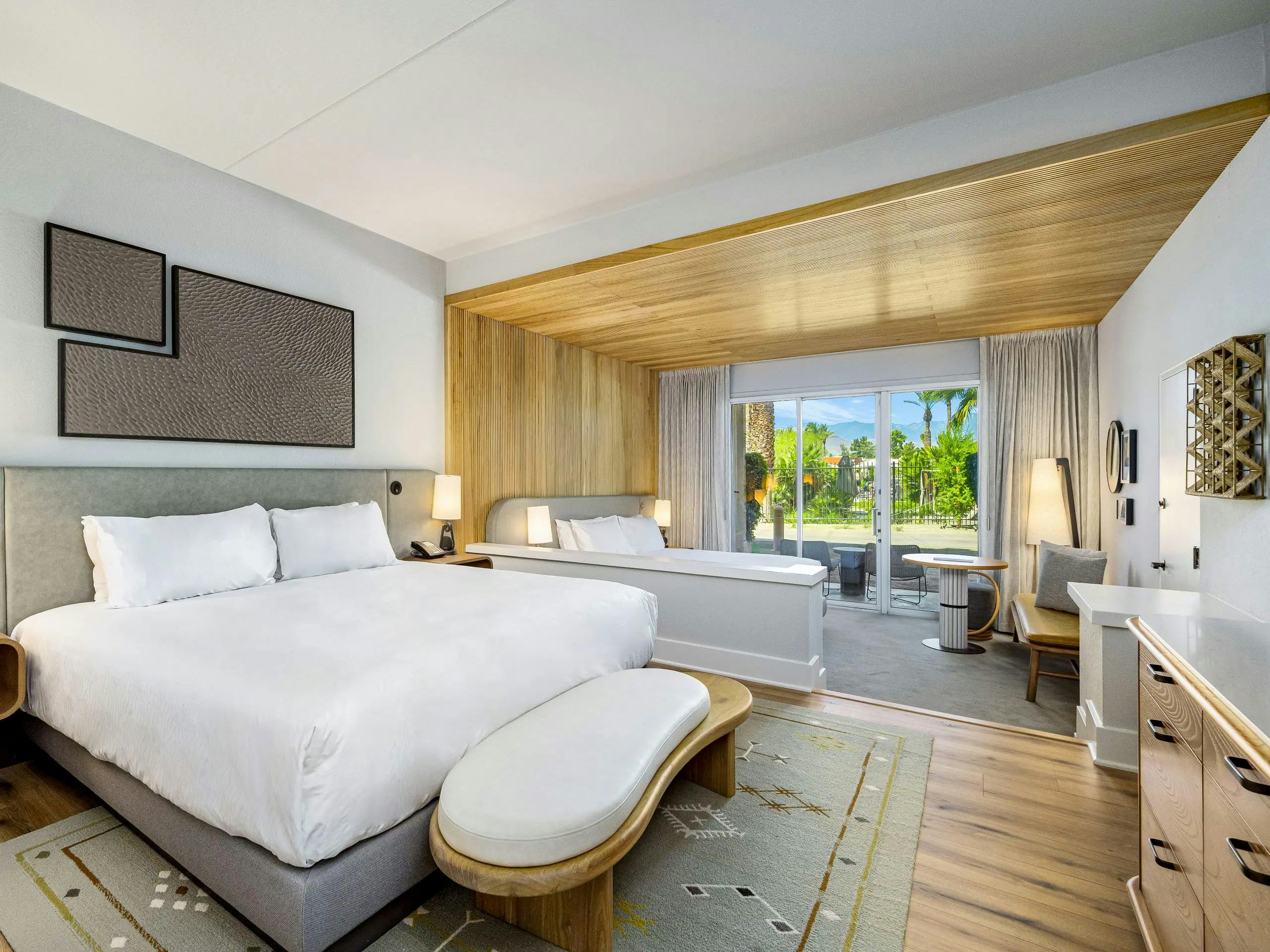 2 King Beds with Pool Access