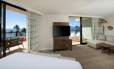 1 King Ocean View Corner