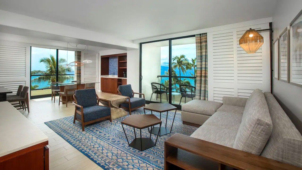 Deluxe Ocean Suite