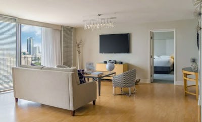 Presidential Suite One King Bed